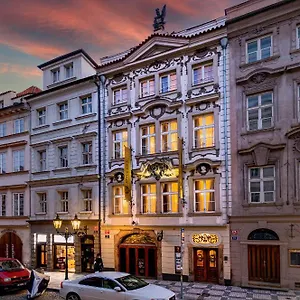 Hotell U Cerneho Orla